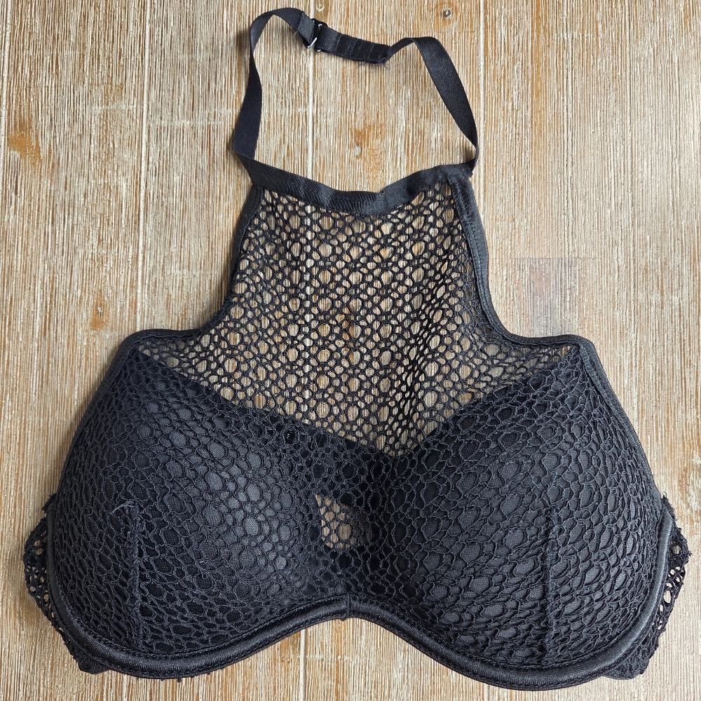 XOXO Black Lace Halter High Neck Bralette Bandeau Top Bra 34B Gothic Punk Rock